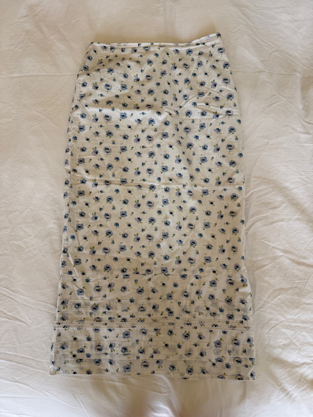Floral Midi Pencil Skirt - Cream with Blue Print